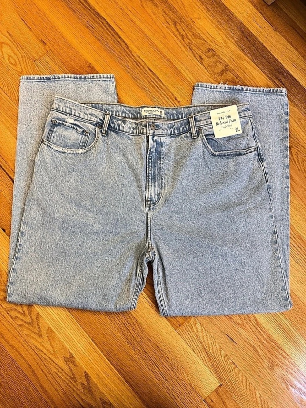 Abercrombie & Fitch The '90s Relaxed Jean High Rise Wide Leg Blue Waist 35 NWT